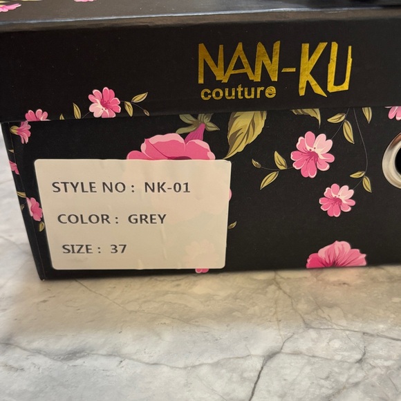 Studded High-Top Sneakers - sz 37 - Picture 7 of 8